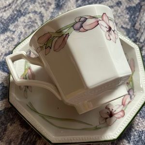 Johnson brothers tea cup made in England.